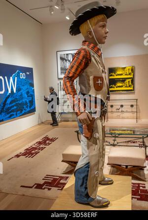 Christie's ist ein luxuriöses Auktionshaus im Rockefeller Center, New York City, USA 2025 Stockfoto