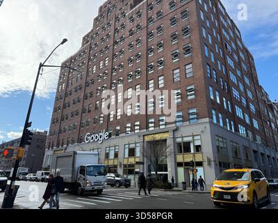 14. November 2025, New York City, New York: (NEUE) Fassade des Google Building in Manhattan-NYC. 13. November 2025, New York, USA: Die Fassade des google-Gebäudes an der 111 8th Avenue in manhattan, New York City.Credit: Niyi Fote/Thenews2 (Foto: Niyi Fote/Thenews2/ZUMAPRESS) (Credit Image: © Niyi Fote/TheNEWS2 via ZUMA Press Wire) NUR REDAKTIONELLE VERWENDUNG! Nicht für kommerzielle ZWECKE! Stockfoto