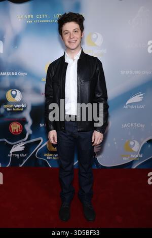 Culver City, Kalifornien, USA. November 2025. Teilnahme am 11. Asian World Film Festival Opening Night Screening und Gala im Culver Theater in Culver City, Kalifornien. Quelle: Sheri Determan Stockfoto