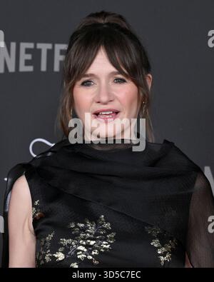11. November 2025, Hollywoood, Kalifornien, USA: EMILY MORTIMER nimmt an der Premiere von „Jay Kelly“ in Los Angeles Teil (Foto: © Billy Bennight/ZUMA Press Wire) NUR ZUR REDAKTIONELLEN VERWENDUNG! Nicht für kommerzielle ZWECKE! Stockfoto