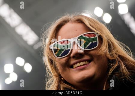 Torino, Italien. November 2025. Fans vor dem Spiel der Quilter Nations Series 2025 zwischen Italien und Südafrika im Juventus-Stadion in Turin, Nordwesten Italiens - 15. November 2025. Sport - Fußball (Foto: Fabio Ferrari/LaPresse) Credit: LaPresse/Alamy Live News Stockfoto