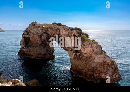 Naturbogen es Pontas bei Santanyi, Insel Mallorca, Spanien Stockfoto