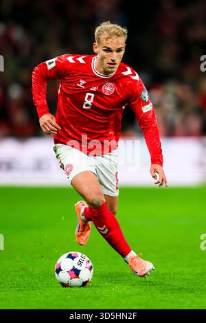 8 (DEN) - Gustav Isaksen. UEFA VM Kvalifikation - Landskamp - Danmark mod Hviderusland - 15.11.2025. København, Danmark. 15. November 2025. UK: U Stockfoto