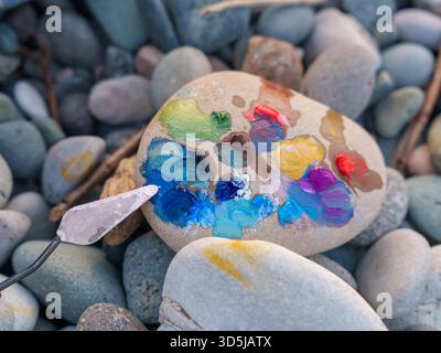 Naturstein wird als Farbpalette für den Außenbereich verwendet Stockfoto
