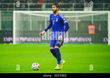 Mailand, Italien. November 2025. Manuel Locatelli (Italien) während der Qualifikation - Italien gegen Norwegen, Spiel der FIFA-Weltmeisterschaft in Mailand, Italien, 16. November 2025 Credit: Unabhängige Fotoagentur/Alamy Live News Stockfoto