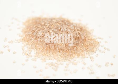 Bernsteinfarbene Kunststoffpellets für die industrielle Fertigung Stockfoto