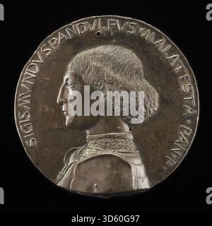 Porträt von Sigismondo Pandolfo Malatesta, Herr von Rimini und Fano, mit edler Kleidung, Gesichtszügen und künstlerischem Stil der Renaissance, geschaffen von Matteo de’ Pasti im Jahr 1446. Stockfoto