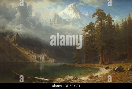 Ein Landschaftsgemälde von Albert Bierstadt um 1876–1877, das den Mount Corcoran in der Sierra Nevada zeigt, mit felsigen Gipfeln, Bäumen, Himmel und stimmungsvoller Beleuchtung. Stockfoto