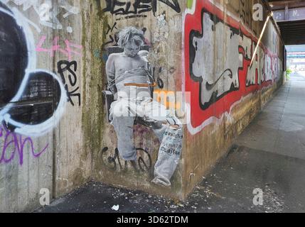 Street Art auf einer Brückenunterführung, Deutschland, Hessen, Frankfurt am Main Stockfoto