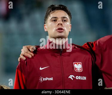Attard, Malta. November 2025. Nicola Zalewski (Polen) beim Spiel der Gruppe G der europäischen Qualifikation zur FIFA-Weltmeisterschaft 2026 zwischen Malta und Polen im Ta'Qali National Stadium in Attard, Malta am 17. November 2025 (Foto: Andrew SURMA/SIPA USA). Quelle: SIPA USA/Alamy Live News Stockfoto