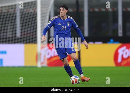 Mailand, Italien. November 2025. Alessandro Bastoni aus Italien während des Qualifikationsspiels Italien gegen Norwegen bei der FIFA Fussball-Weltmeisterschaft in Giuseppe Meazza, Mailand. Der Bildnachweis sollte lauten: Jonathan Moscrop/Sportimage Credit: Sportimage Ltd/Alamy Live News Stockfoto