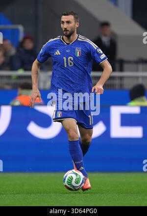 Mailand, Italien. November 2025. Bryan Cristante aus Italien während des Qualifikationsspiels Italien gegen Norwegen bei der FIFA Fussball-Weltmeisterschaft in Giuseppe Meazza, Mailand. Der Bildnachweis sollte lauten: Jonathan Moscrop/Sportimage Credit: Sportimage Ltd/Alamy Live News Stockfoto