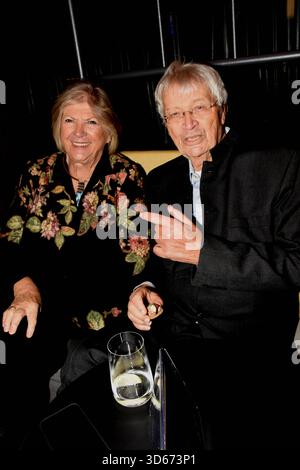 Christine Gerhard Polt Kabarettist Ehrenpreistraeger des Minsterpraesidenten Muenchen 18.11.2025 Bergson Kunstkraftwerk München -Bayerisches Staatsminiterium für Wissenschaft und Kunst-Bayerischer Kunstpreis Verleihung- Foto München *** Christine Gerhard Polt Kabarettist Ehrenpreisträgerin des Premierministers München 18 11 2025 Bergson Kunstkraftwerk München Bayerisches Staatsministerium für Wissenschaft und Kunst Preisverleihung Foto München Foto München Foto München München Foto München München München Foto München Foto München Stockfoto