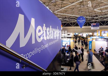 Amsterdam, Niederlande. November 2025. Amsterdam, Niederlande. November 2025. Innenansicht der METSTRADE 2025 Messehallen im RAI Amsterdam Convention Centre in Amsterdam, Niederlande, am 18. November 2025. Anrede: Aleksandr Nagornyi/Alamy Live News Anrede: Aleksandr Nagornyi/Alamy Live News Stockfoto