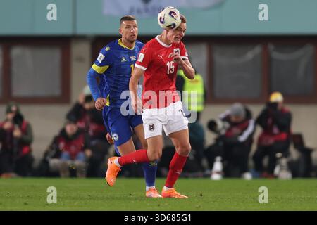 Spiel der FIFA-Europameisterschaft 2026 zwischen Österreich und Bosnien und Herzegowina am 18. November 2025. Hochintensives internationales Fußballspiel, Spieler, Emotionen und Stadionatmosphäre im Ernst-Happel-Stadion in Wien. Das Bild zeigt Philipp Lienhart (AUT). Stockfoto