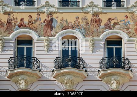 Monaco, Monaco - 14. Mai 2023: Die schöne Fassade des Eremitage Hotels in Monte Carlo Stockfoto