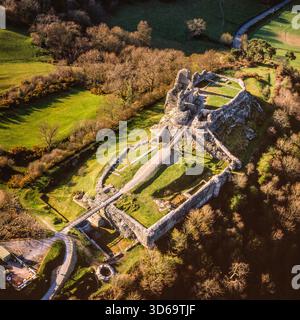 Montgomery Castle, Powys, eine normannische Steinburg mit Blick auf die Stadt Montgomery in Powys, Mid Wales Stockfoto