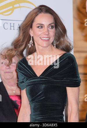 Die Prinzessin von Wales kommt zur Royal Variety Performance in der Royal Albert Hall, London. Bilddatum: Mittwoch, 19. November 2025. Stockfoto