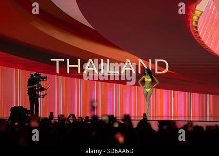 Praveenar Singh, aus Miss Universe, Thailand. , . Im IMPACT Exhibition and Convention Center am 19. November 2025 in Bangkok, Thailand. (Foto: Teera Noisakran/SIPA USA) Credit: SIPA USA/Alamy Live News Stockfoto