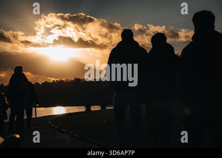 Erleben Sie die Golden Hour im Pugneys Country Park Stockfoto