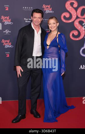 19.11.2025, Hugh Jackman und Kate Hudson zur Premiere von Song Sung Blue, Zoo Palast, Berlin *** 19 11 2025, Hugh Jackman und Kate Hudson bei der Premiere von Song Sung Blue, Zoo Palast, Berlin, Berlin Stockfoto