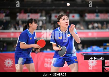 Tokio, Japan. November 2025. Moemi Yamada & Mizue Yamada (JPN) Tischtennis : 2. Runde der Frauen während TOKIO 2025 DEAFLYMPICS am Tokio Metropolitan Gymnasium in Tokio, Japan. Quelle: AFLO SPORT/Alamy Live News Stockfoto