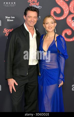 Hugh Jackman und Kate Hudson bei der Europapremiere des Kinofilms 'Song Sung Blue' im Zoo Palast. Berlin, 19.11.2025 Stockfoto
