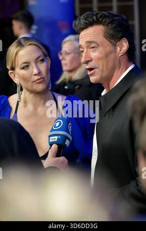 Kate Hudson und Hugh Jackman bei der Europapremiere des Kinofilms 'Song Sung Blue' im Zoo Palast. Berlin, 19.11.2025 Stockfoto
