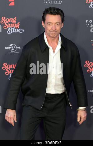 Hugh Jackman bei der Europapremiere des Kinofilms Song Sung Blue im Zoo Palast. Berlin, 19.11.2025 *** Hugh Jackman bei der europäischen Premiere des Films Song Sung Blue im Zoo Palast Berlin, 19 11 2025 Foto:XM.xBehrensx/xFuturexImagex Blue 5156 Stockfoto