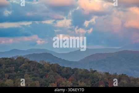 Blue Ridge Mountains im Norden Georgiens von Hiawassee Georgia USA Stockfoto
