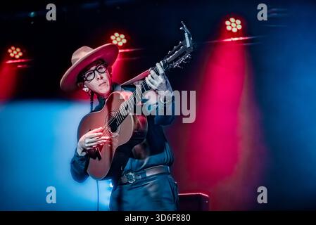 Musikkonzert - Micah P. Hinson - Tour 2025 Micha P. Hinson während Micah P. Hinson - Tour 2025, Musikkonzert in Rom, Italien, 19. November 2025 Rom Mönch Roma Italien Copyright: XTommasoxNotarangelox/xLiveMediax LPM 2150667 Stockfoto