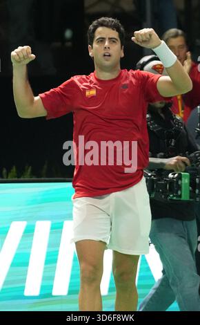 Bologna, Bretagne, Italien. November 2025. Jaume Munar aus Spanien während des Davis Cup 2025, Finale 8, Tennisveranstaltung am 19. November 2025 in Bologna, Italien - Foto Laurent Lairys (Foto: © Laurent Lairys/ZUMA Press Wire) NUR REDAKTIONELLE VERWENDUNG! Nicht für kommerzielle ZWECKE! Stockfoto