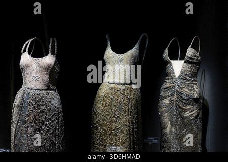 Italien, Mailand - 01. Dezember 2019: Armani Silos, der Mode-Kunst-Raum in Mailand, der dem Armani-Stil gewidmet ist. Permanenter Ausstellungsraum, konzipiert von G Stockfoto