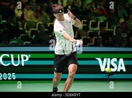 Bologna, Bretagne, Italien. November 2025. Alexander Zverev aus Deutschland während des Davis Cup 2025, Finale 8, Tennisveranstaltung am 19. November 2025 in Bologna, Italien - Foto Laurent Lairys (Foto: © Laurent Lairys/ZUMA Press Wire) NUR REDAKTIONELLE VERWENDUNG! Nicht für kommerzielle ZWECKE! Stockfoto