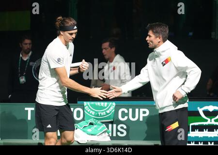 Bologna, Bretagne, Italien. November 2025. Alexander Zverev aus Deutschland während des Davis Cup 2025, Finale 8, Tennisveranstaltung am 19. November 2025 in Bologna, Italien - Foto Laurent Lairys (Foto: © Laurent Lairys/ZUMA Press Wire) NUR REDAKTIONELLE VERWENDUNG! Nicht für kommerzielle ZWECKE! Stockfoto