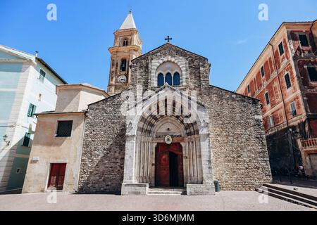 Altes Stadtzentrum von Ventimiglia in Italien Stockfoto
