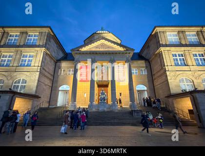 Museum Wiesbaden, Hessisches Landesmuseum für Kunst und Natur, Friedrich-Ebert-Allee, Wiesbaden, Hessen, Deutschland Stockfoto