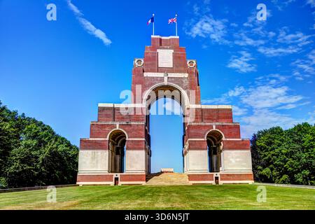 Thiepval Memorial to the Vermissten of the Somme in Nordfrankreich, zum Gedenken an die Namen der britischen und Commonwealth-Soldaten, die im Ersten Wor getötet wurden Stockfoto