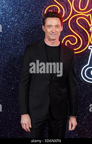 Hugh Jackman nahm an der britischen Premiere von Song Sung Blue im Londoner Picturehouse Central teil. Bilddatum: Freitag, 21. November 2025. Stockfoto