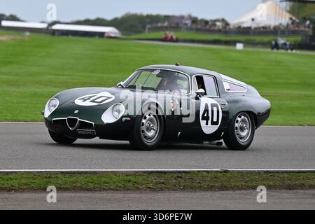 Alfa Romeo Giulia TZ, Alfa Romeo Celebrazione, Paraderunden zu Ehren der 100 Jahre seit Alfa Romeo die erste Hersteller-Weltmeisterschaft gewann Stockfoto
