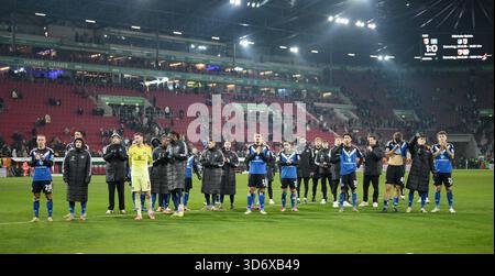 Team HSV Hamburg nach dem Spiel FC Augsburg, 22. November 2025, Fußball, Bundesliga, FC Augsburg - HSV Hamburg Hamburg Stockfoto