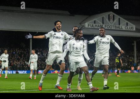 London, Großbritannien. November 2025. Während des Premier League-Spiels zwischen Fulham und Sunderland im Craven Cottage am 22. November 2025 in London, England. (Foto: Pedro Soares/SPP) Credit: SPP Sport Press Photo. /Alamy Live News Stockfoto