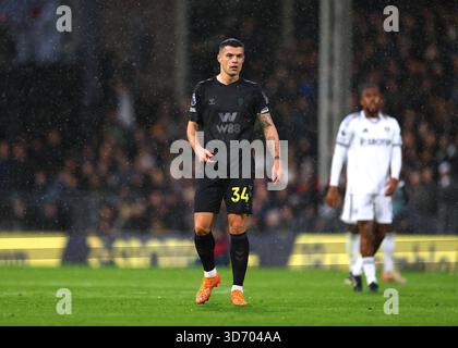 Craven Cottage, Fulham, London, Großbritannien. November 2025. Premier League Football, Fulham gegen Sunderland; Granit Xhaka von Sunderland Credit: Action Plus Sports/Alamy Live News Stockfoto