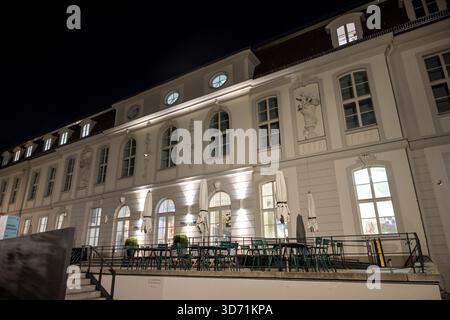 Palais Populaire, Prinzessinnenpalais, Unter den Linden, Bebelplatz, Mitte, Berlin, Deutschland Stockfoto