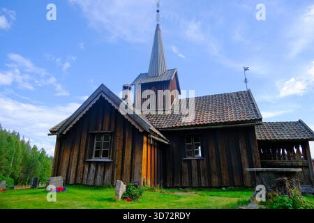 Typische Holzkirche in Südnorwegen Stockfoto