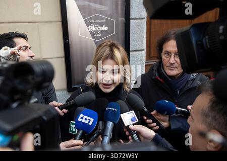 Mailand, Italien. November 2025. Nella foto Alba Parietti Milano - Italia - Cronaca Domenica, 23. November 2025 (Foto di Marco Ottico/Lapresse) Kapelle der Ruhe Ornella Vanoni Mailand - Italien - Nachrichten Sonntag, 23. November 2025 (Foto von Marco Ottico/Lapresse) Credit: LaPresse/Alamy Live News Stockfoto