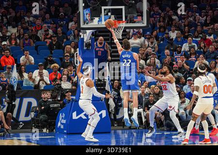 Orlando, Florida, USA, 22. November 2025, Orlando Magic Stürmer Franz Wagner #22 macht einen Layup im Kia Center. (Foto: Marty Jean-Louis/Alamy Live News Stockfoto