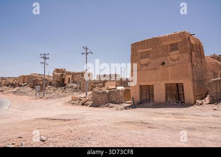 Altes Dorf Khaybar mit verlassenen traditionellen Lehmhäusern Stockfoto