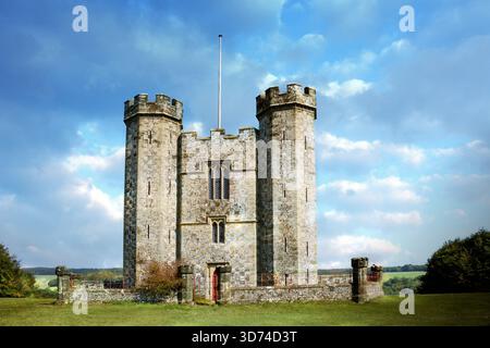 Der Hiorne Tower im Arundel Park. West Sussex Stockfoto