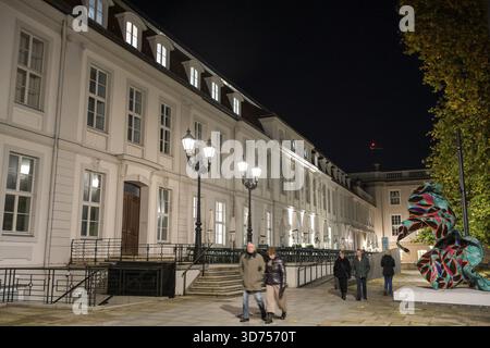 Palais Populaire, Prinzessinnenpalais, unter den Linden, Bebelplatz, Mitte, Berlin, Deutschland Stockfoto